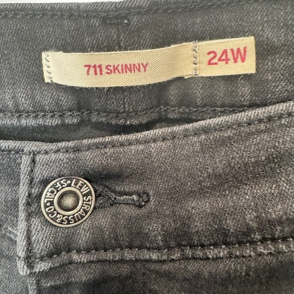 Levi's 711 Skinny Distressed Jeans Black - Picture 9 of 11